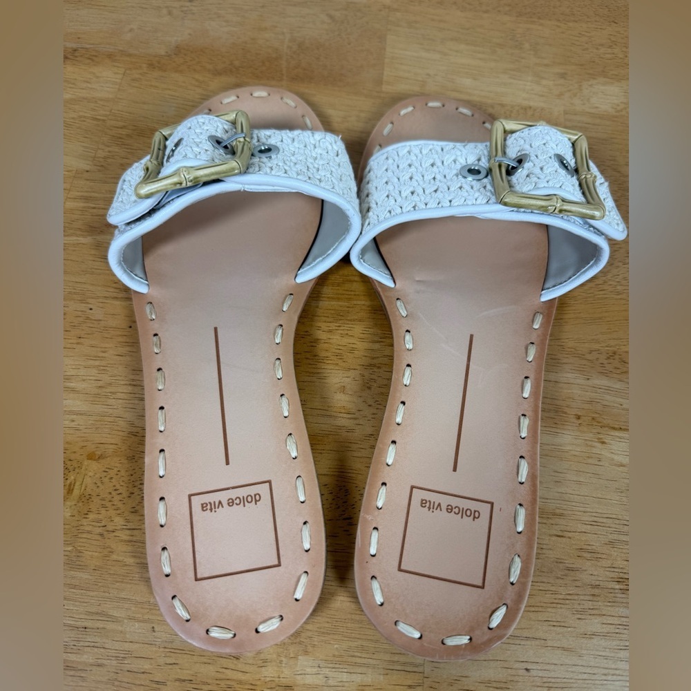 Dolce Vita Dasa Sandal Crocheted Bamboo Buckle Leather Sole Womens 8 Cream - Picture 3 of 5